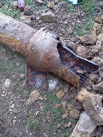 Broken-Stormwater-Pipe-from-Foundations